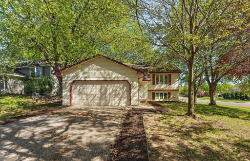 10630 166th Street W, Lakeville, MN 55044