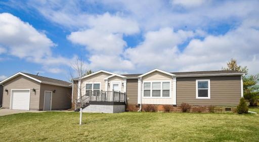 9 S Fork Drive SE, Kasson, MN 55944