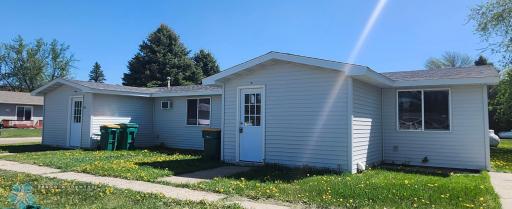 Exterior 2 - 303 & 305 1st Street, Gwinner.jpg