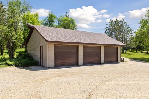 32875 Stanton Trail, Cannon Falls, MN 55009