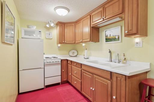 32875 Stanton Trail, Cannon Falls, MN 55009