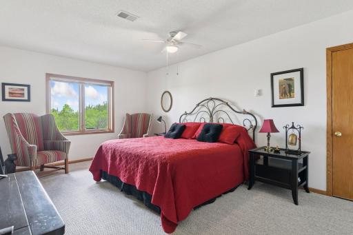 32875 Stanton Trail, Cannon Falls, MN 55009