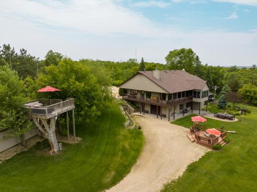 32875 Stanton Trail, Cannon Falls, MN 55009