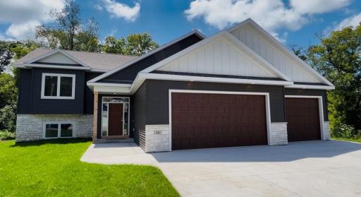 14 Tyrol Drive SE, Rochester, MN 55904