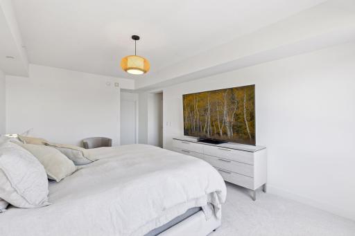 100 3rd Avenue S, 1401, Minneapolis, MN 55401
