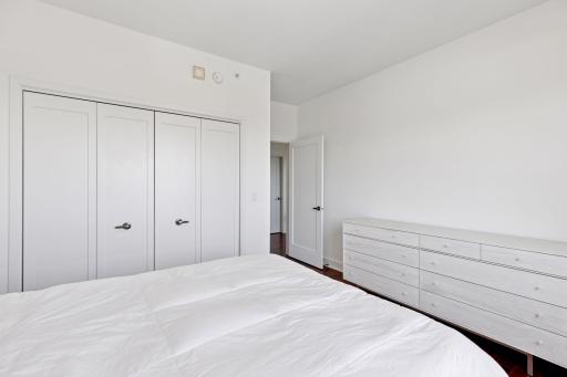 100 3rd Avenue S, 1401, Minneapolis, MN 55401