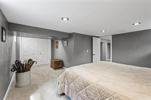 10817 Crooked Lake Boulevard NW, Minneapolis, MN 55433