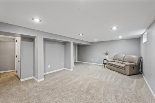 10817 Crooked Lake Boulevard NW, Minneapolis, MN 55433