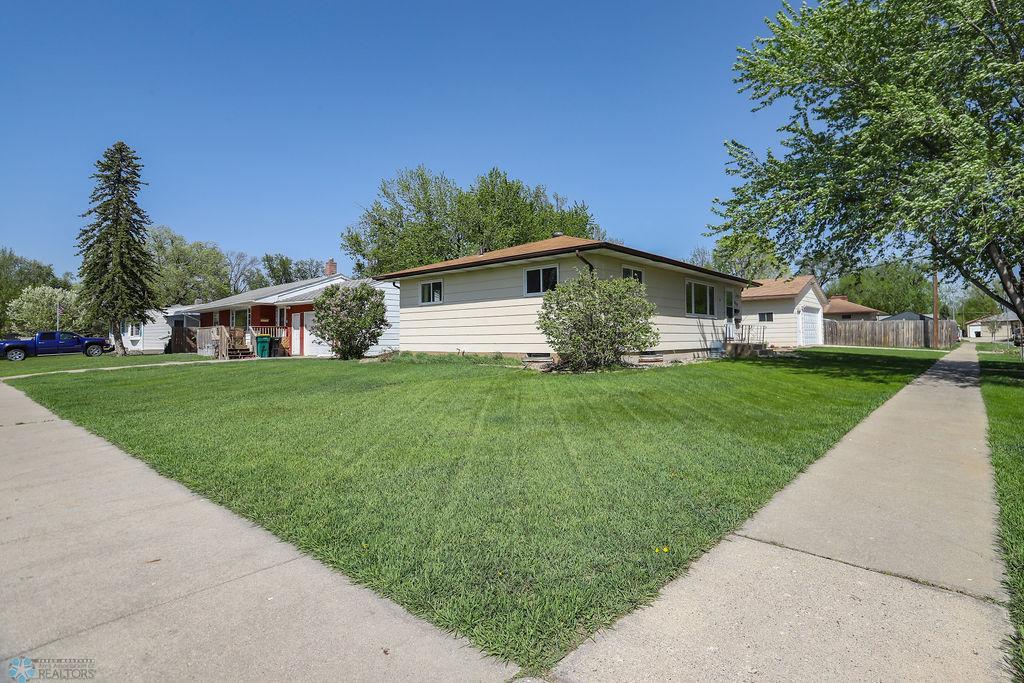 Large corner lot
