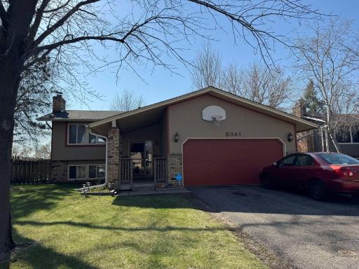 8341 Kentucky Avenue N, Minneapolis, MN 55445