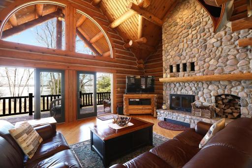 2550 Rock Ridge Road, Cook, MN 55723