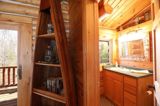 2550 Rock Ridge Road, Cook, MN 55723