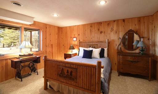 2550 Rock Ridge Road, Cook, MN 55723