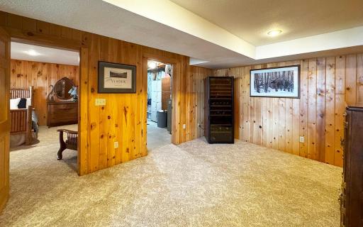 2550 Rock Ridge Road, Cook, MN 55723