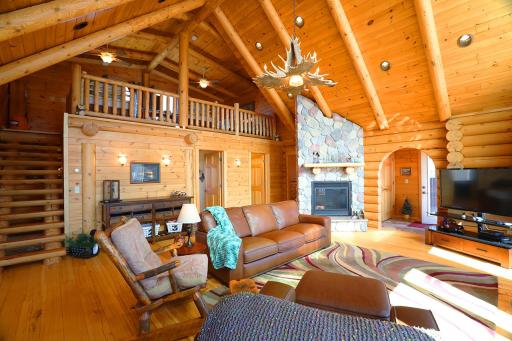 3165 Randa Road, Orr, MN 55771