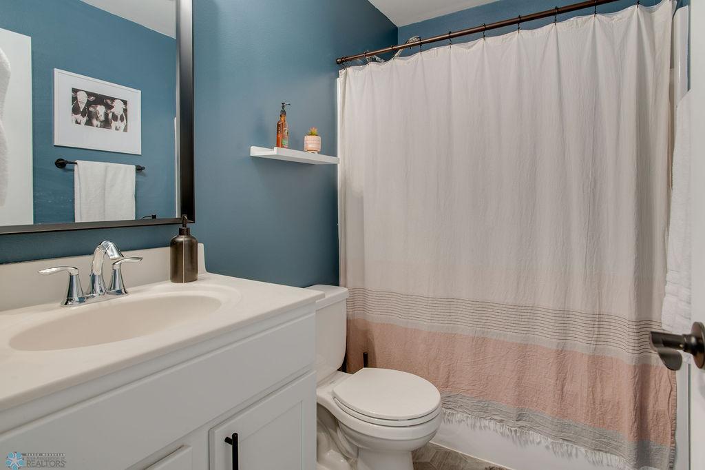 Lower level bath