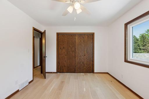 11700 Lockridge Avenue S, Cottage Grove, MN 55033
