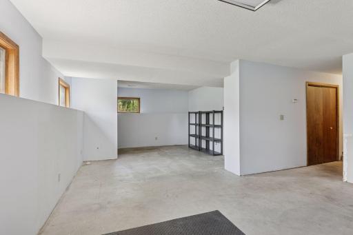 11700 Lockridge Avenue S, Cottage Grove, MN 55033