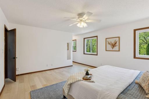 11700 Lockridge Avenue S, Cottage Grove, MN 55033