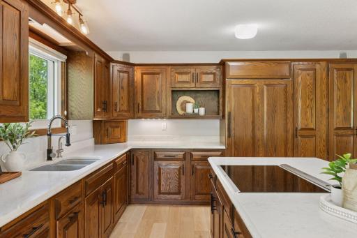 11700 Lockridge Avenue S, Cottage Grove, MN 55033
