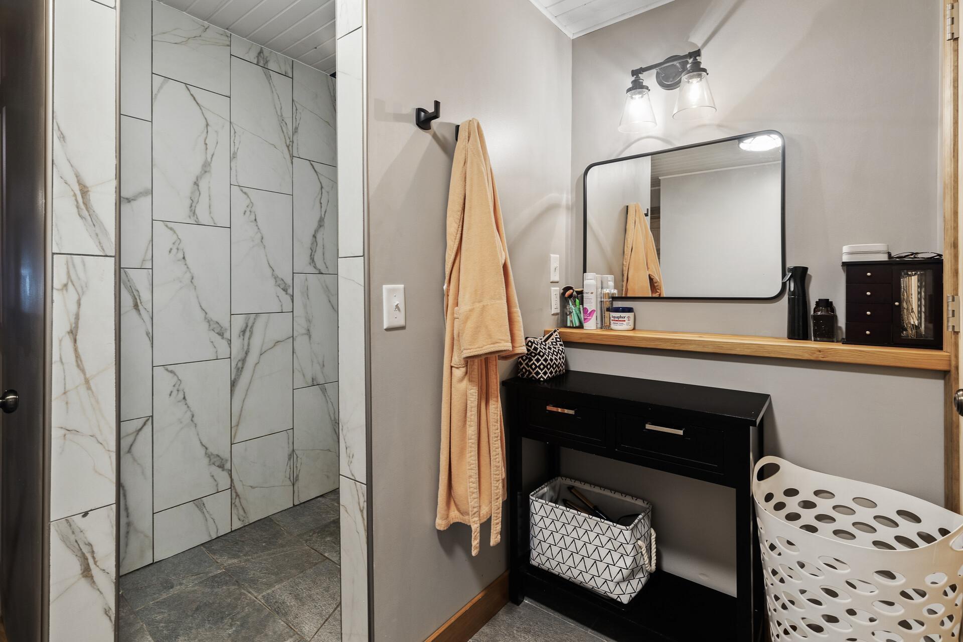 36_36438_July_Ave36_mls.jpg