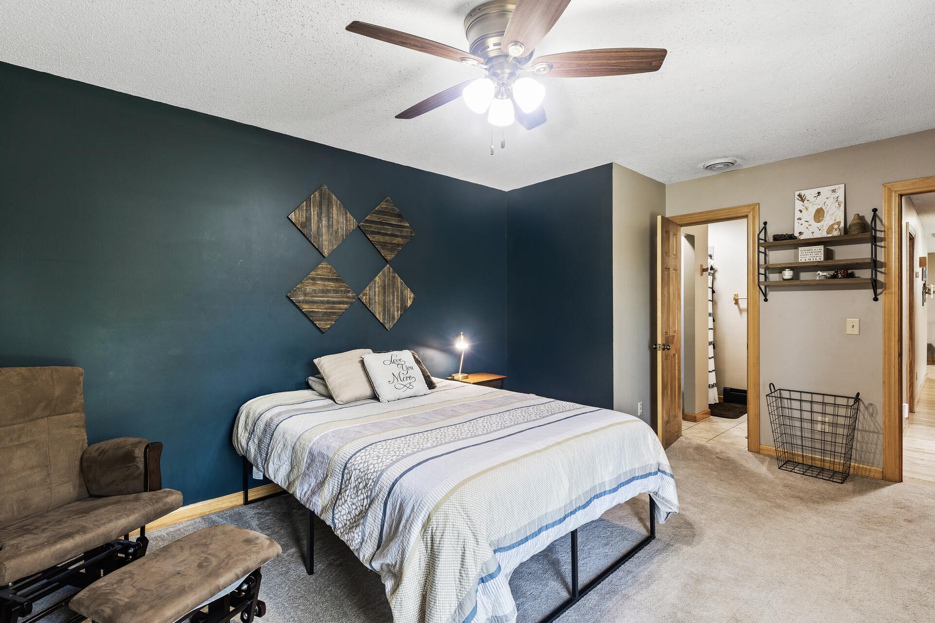 26_36438_July_Ave26_mls.jpg