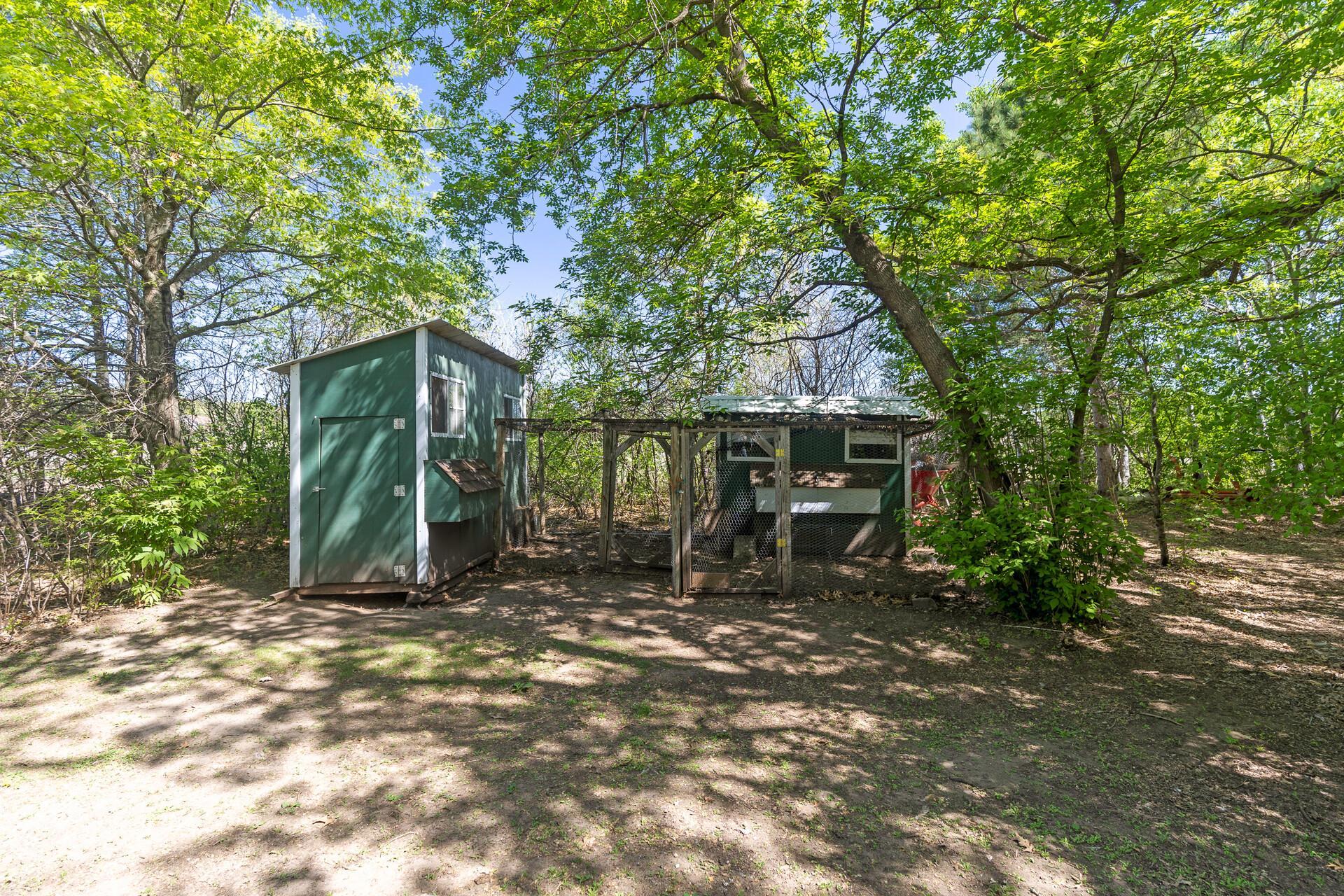 41_36438_July_Ave41_mls.jpg