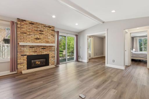 1231 Black Oaks Lane N, Minneapolis, MN 55447