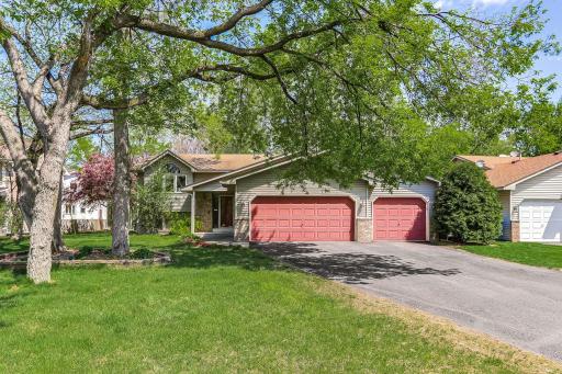 12108 W River Road, Champlin, MN 55316