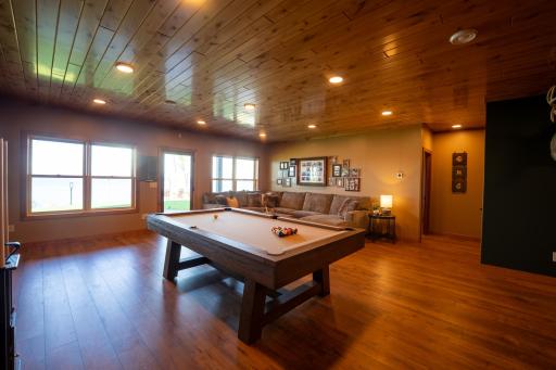 4380 Pine Point Drive NW, Walker, MN 56484
