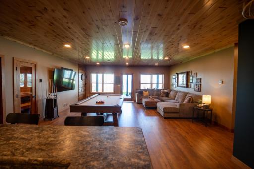 4380 Pine Point Drive NW, Walker, MN 56484