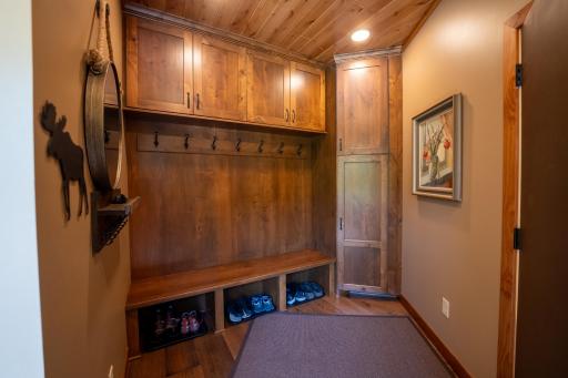 4380 Pine Point Drive NW, Walker, MN 56484