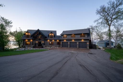 4380 Pine Point Drive NW, Walker, MN 56484