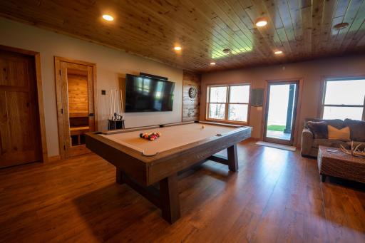 4380 Pine Point Drive NW, Walker, MN 56484