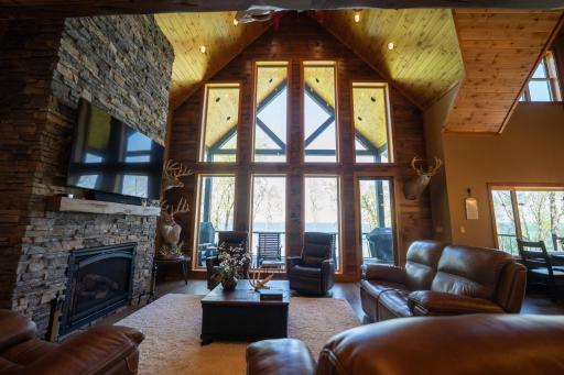 4380 Pine Point Drive NW, Walker, MN 56484