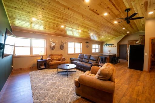 4380 Pine Point Drive NW, Walker, MN 56484