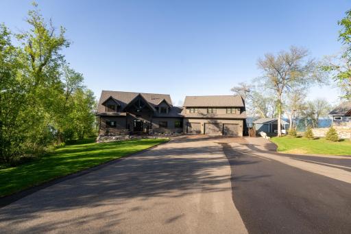 4380 Pine Point Drive NW, Walker, MN 56484