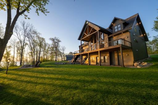 4380 Pine Point Drive NW, Walker, MN 56484