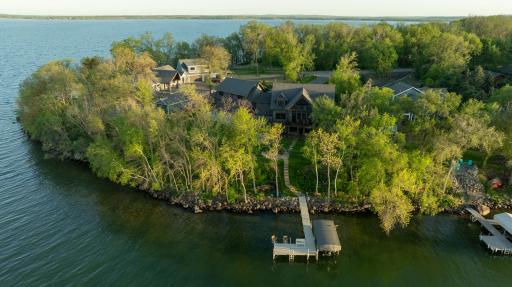 4380 Pine Point Drive NW, Walker, MN 56484
