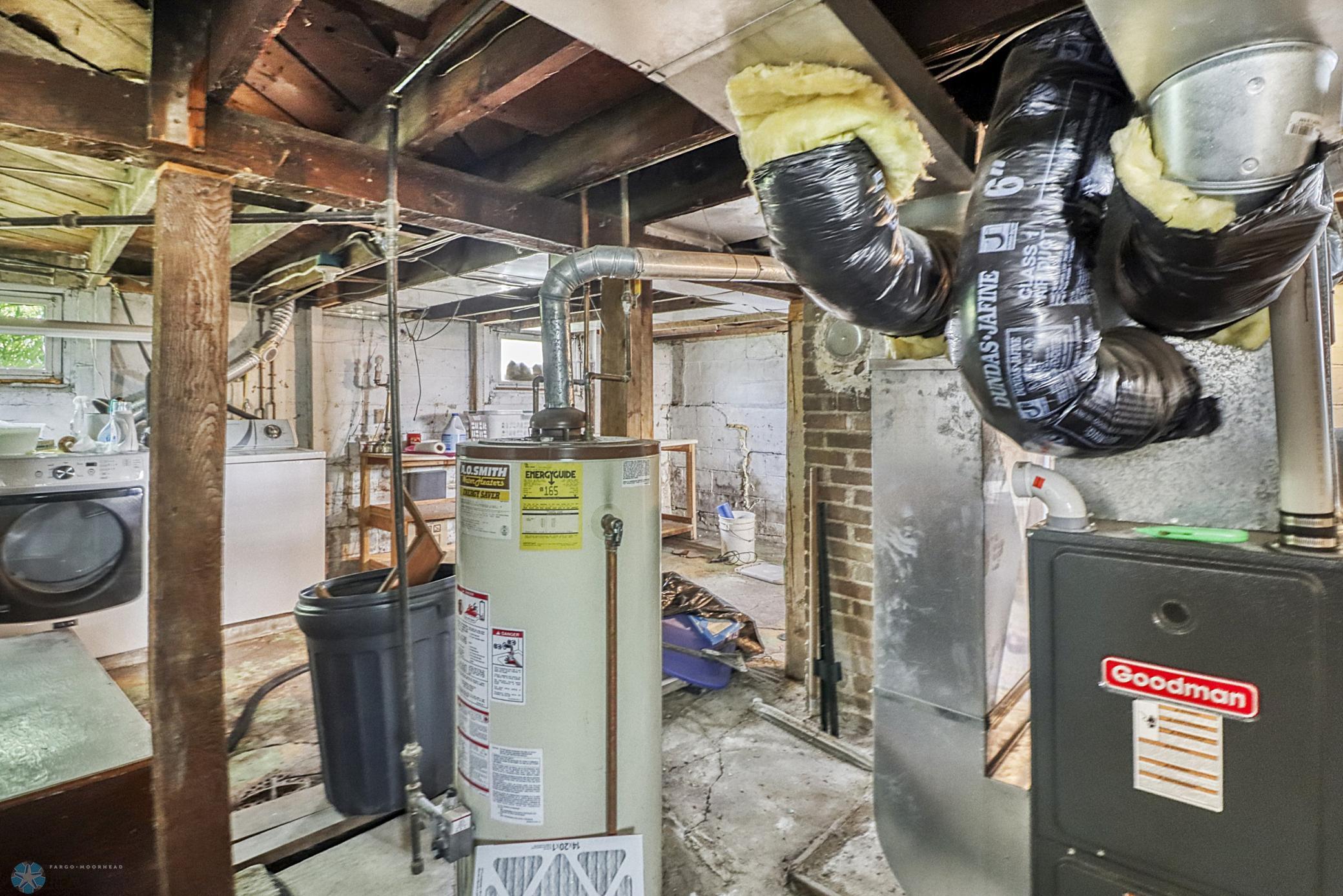 Basement_Mechanical1_1.JPG