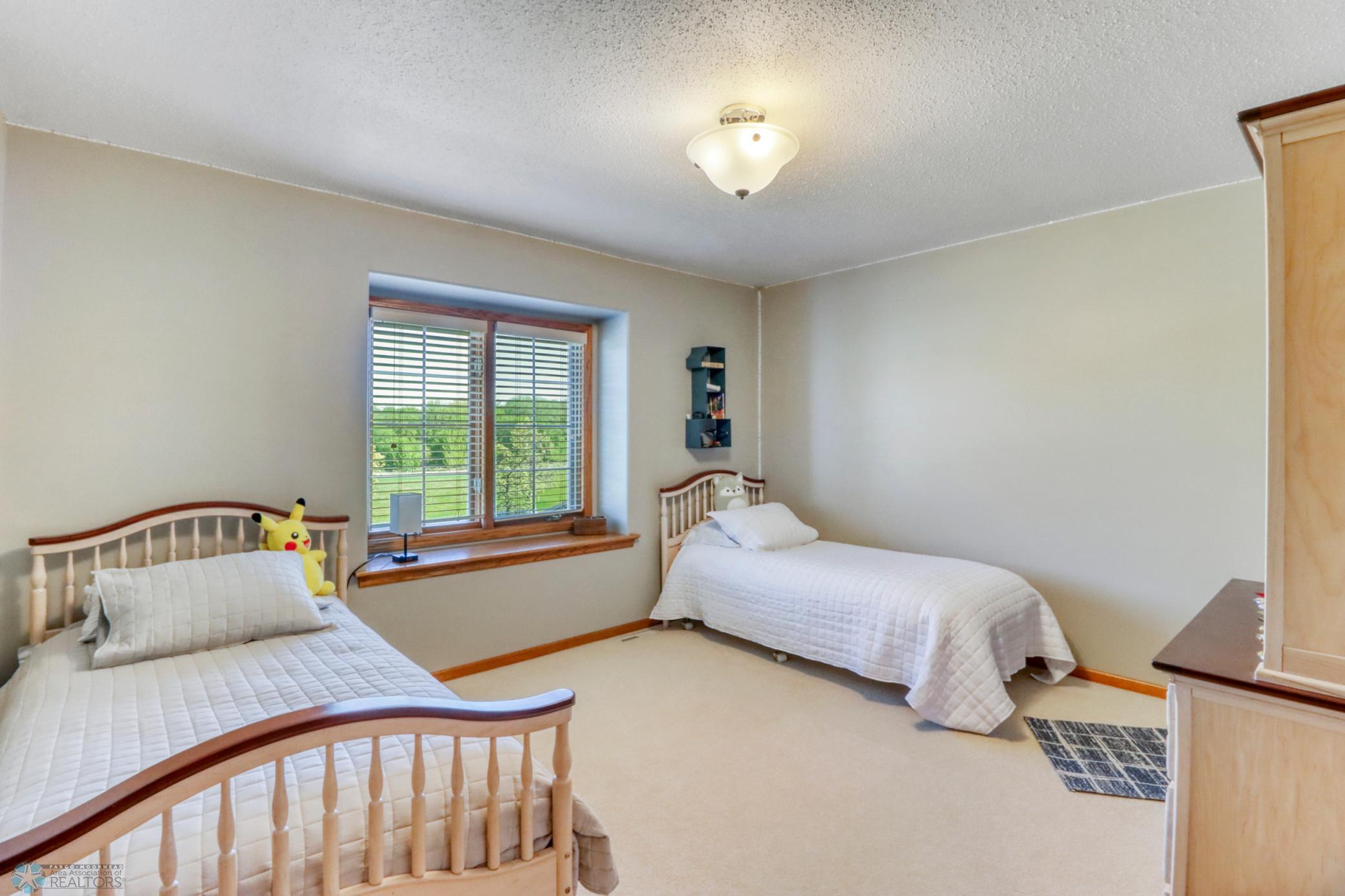 Upstairs Bedroom1_1.JPG