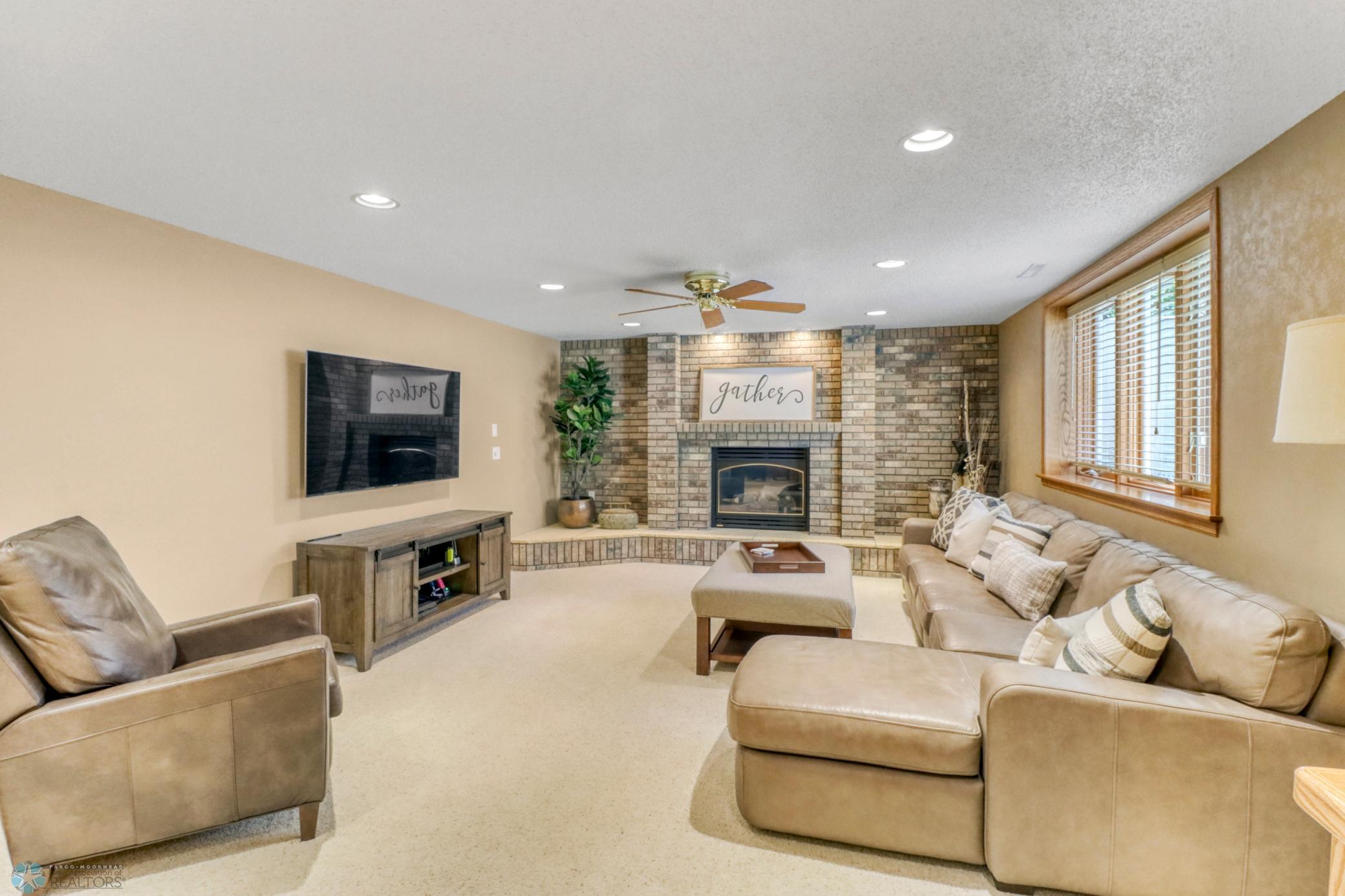 Basement Familyroom1_2.JPG