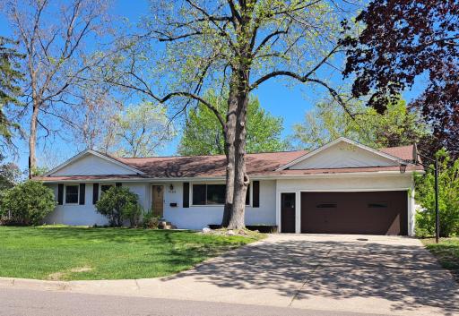 7124 Kyle Avenue N, Minneapolis, MN 55429