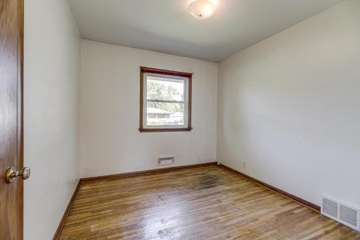 7124 Kyle Avenue N, Minneapolis, MN 55429