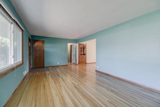 7124 Kyle Avenue N, Minneapolis, MN 55429