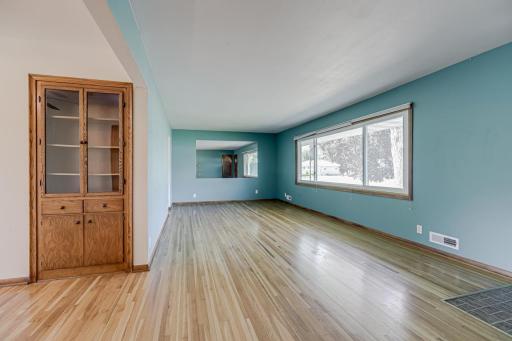 7124 Kyle Avenue N, Minneapolis, MN 55429
