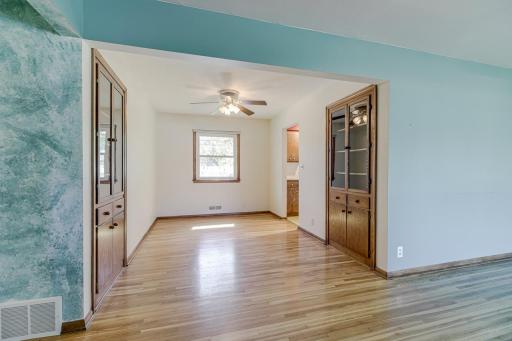 7124 Kyle Avenue N, Minneapolis, MN 55429