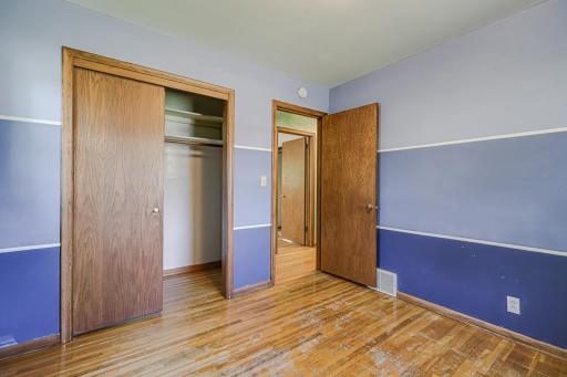 7124 Kyle Avenue N, Minneapolis, MN 55429