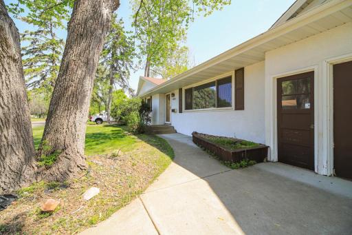 7124 Kyle Avenue N, Minneapolis, MN 55429