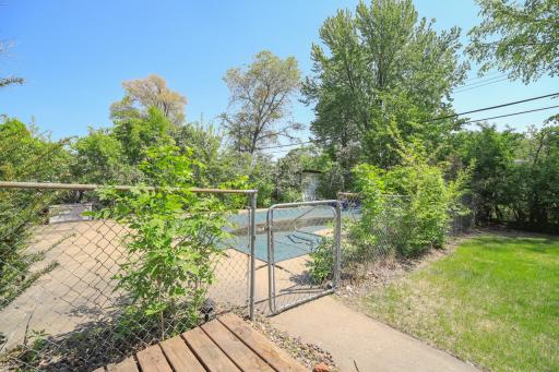 7124 Kyle Avenue N, Minneapolis, MN 55429